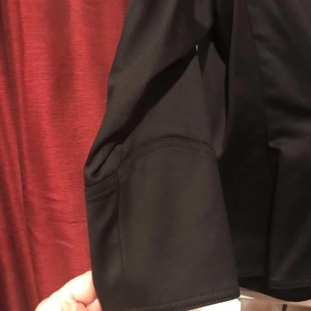 Escada blazer size 40 NWOT
